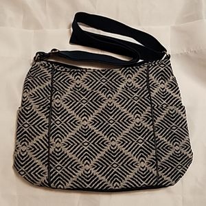 *New* 31 Carry-All Diamond Weave